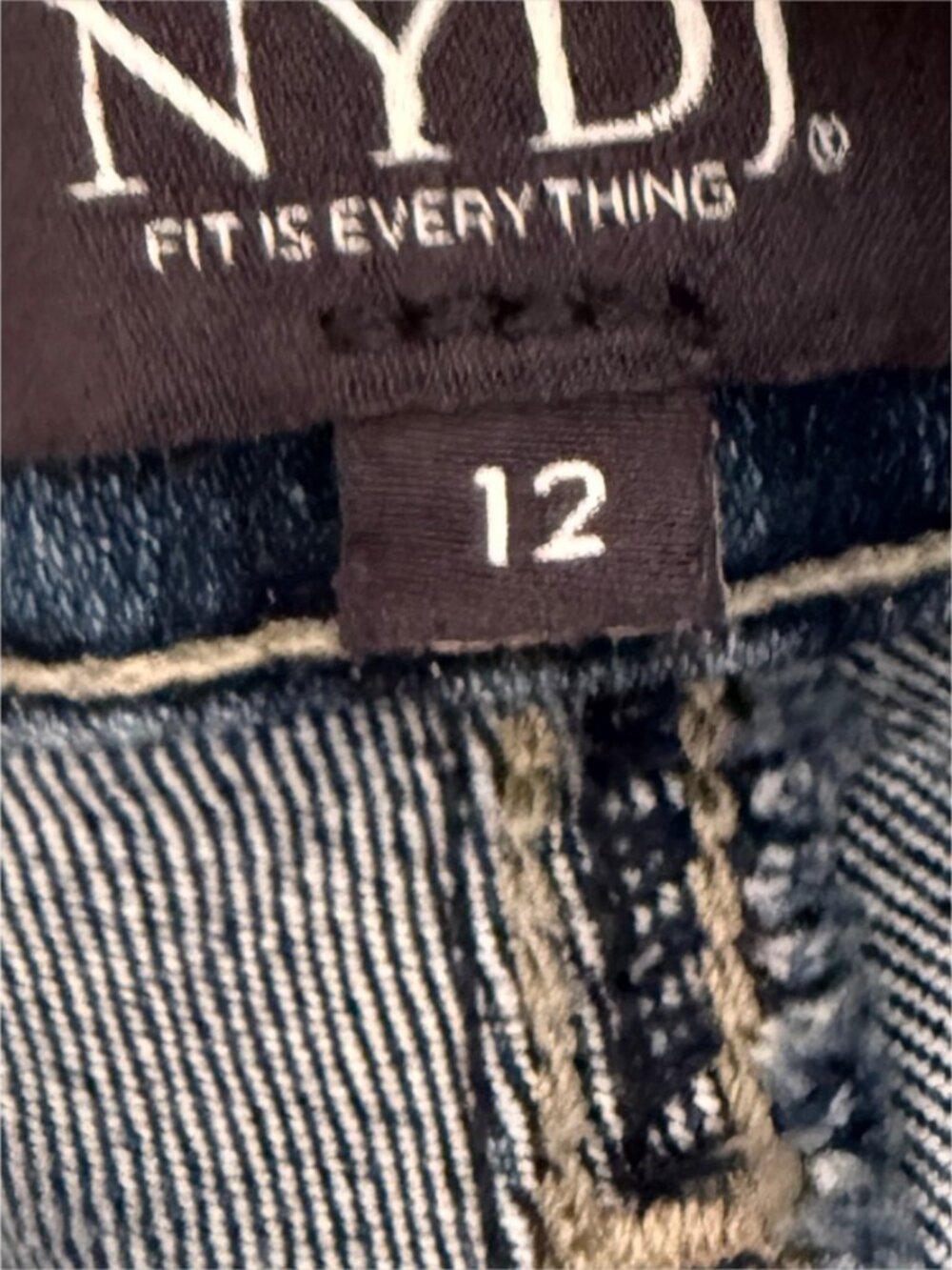 NYDJ Marilyn Straight Jeans in Haley 12 - Picture 10 of 14